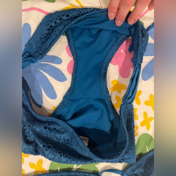 Mossimo Blue Lace Bikini Top and Bottom 👙 - Picture 4 of 4